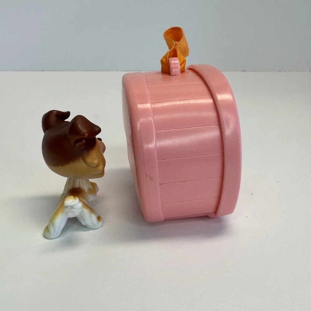 Littlest Pet Shop LPS #58 Collie Sage Brown Paw-Up Portable Pets Pink Carrier